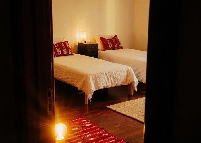 Retreat Center - Which-house * Ferrel (Leiria)